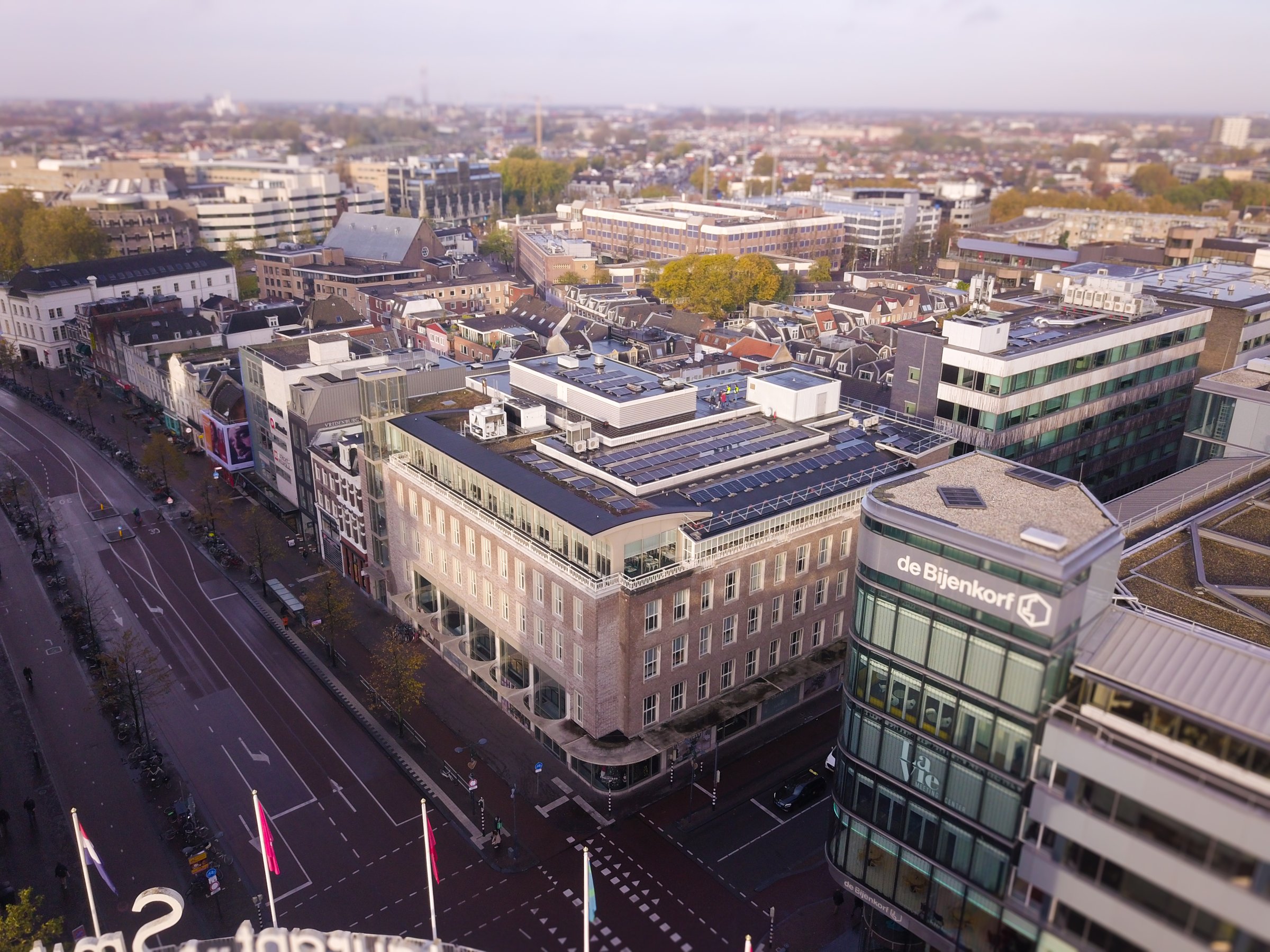 Zakelijke zonnepanelen die Zoncoalitie realiseerde voor POA